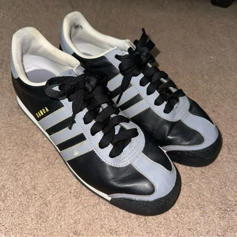 Adidas Men's Black and Light Gray Sneakers